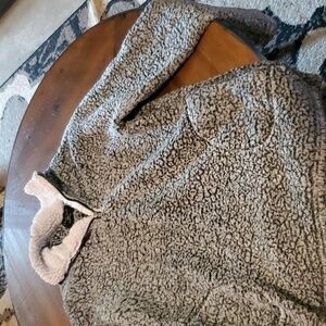 Love Tree Sherpa Size M